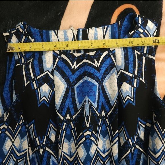 Gabby Skye Dress Blue White Fit & Flare Pockets Zipper Geometric Women’s Size 10 - Picture 7 of 11